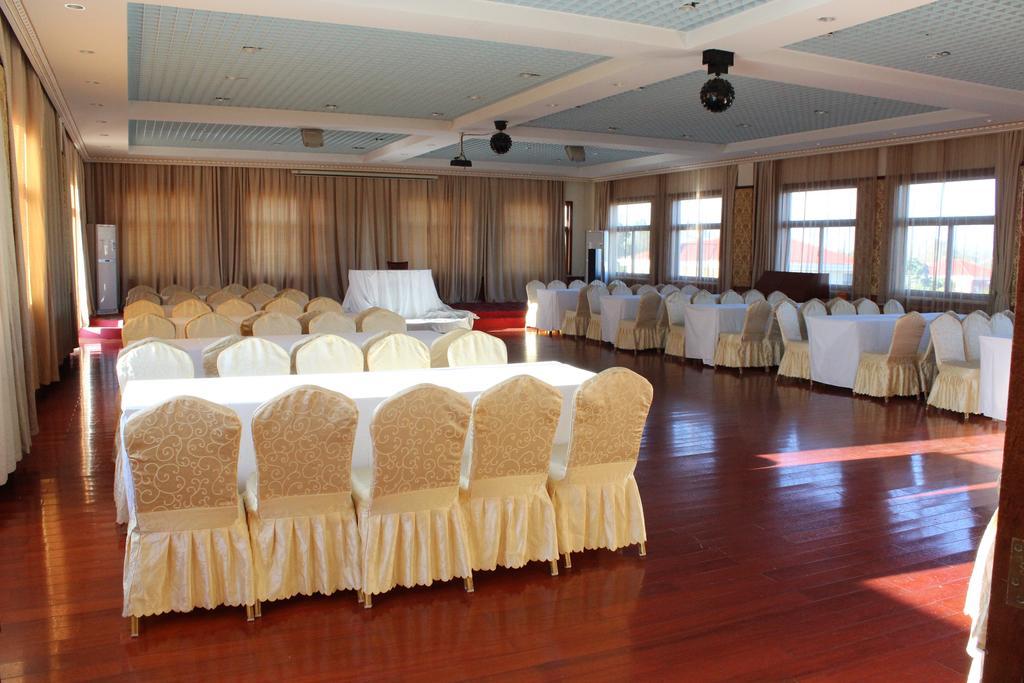 Hotel Paon D'Or Антананариву Экстерьер фото